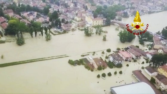 이탈리아 소방당국이 17일(현지시간) 이탈리아 북부 에밀리아-로마냐주의 체세나가 폭우로 침수된 모습을 공개했다. AP=연합뉴스