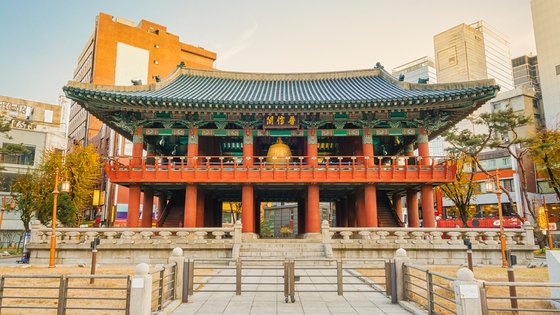 보신각 종을 새해 첫날, 삼일절 등 기념일에 타종하는 행사가 지난 2016년 서울 미래유산으로 지정됐다. 사진 서울 미래유산