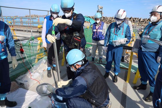 일본 후쿠시마 제1원자력발전소 오염수 방류 작업. 사진 도쿄전력