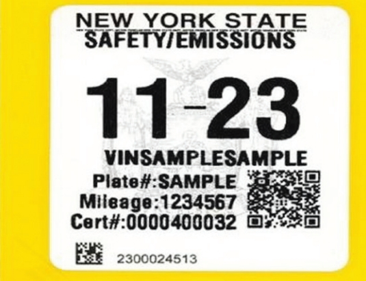 뉴욕주 자동차국(DMV)은 22일 주 전역 검사소에 QR코드가 포함된 새로운 검사 스티커를 배포한다고 발표했다.  [사진 뉴욕주 자동차국]