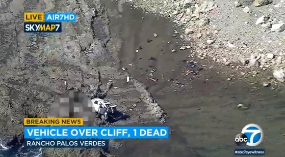 랜초 팔로스 버디스 지역에서 SUV 차량이 해안가 절벽 아래로 떨어져 1명이 목숨을 잃는 사고가 발생했다. [ABC7 뉴스]