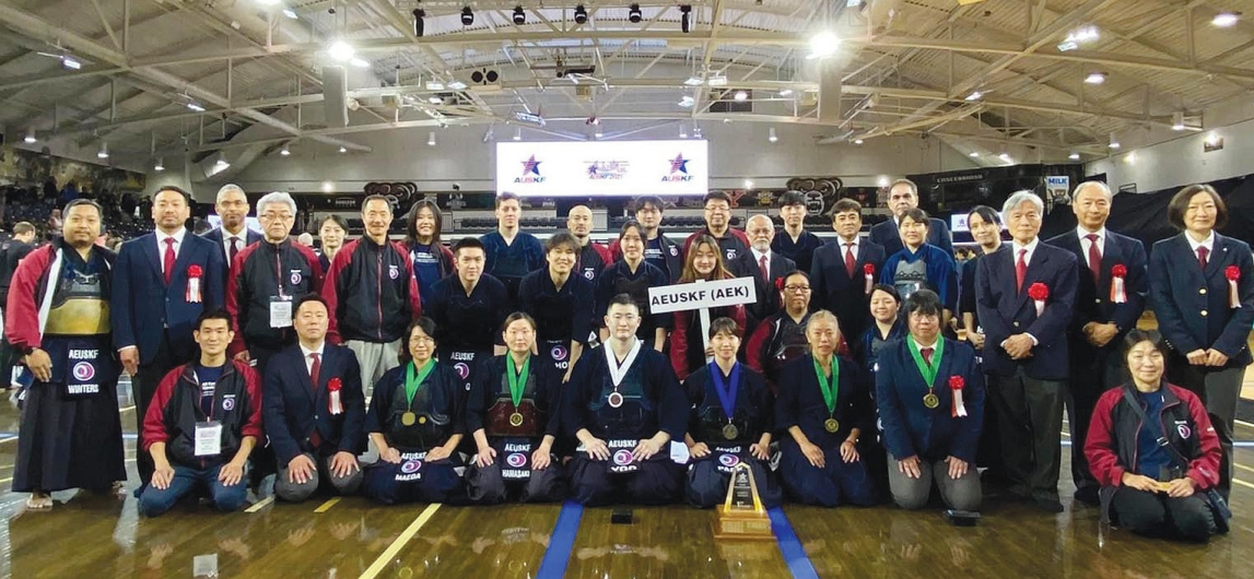 지난달 30일부터 지난 2일까지 전미 검도대회(All United States Kendo Federation)가 개최돼 500명이 넘는 참가자가 모인 가운데 뉴저지 출신 박혜린 선수(29)가 여자부 우승을 차지하고 유호준 선수(30)가 남자부 3위에 올랐다. 이번 시합은 팬데믹으로 인해 6년 만에 열린 대회였으며, 전미 검도대회에서 한인이 여자부 우승을 차지한 건 사상 최초다.  [GSK 도장]