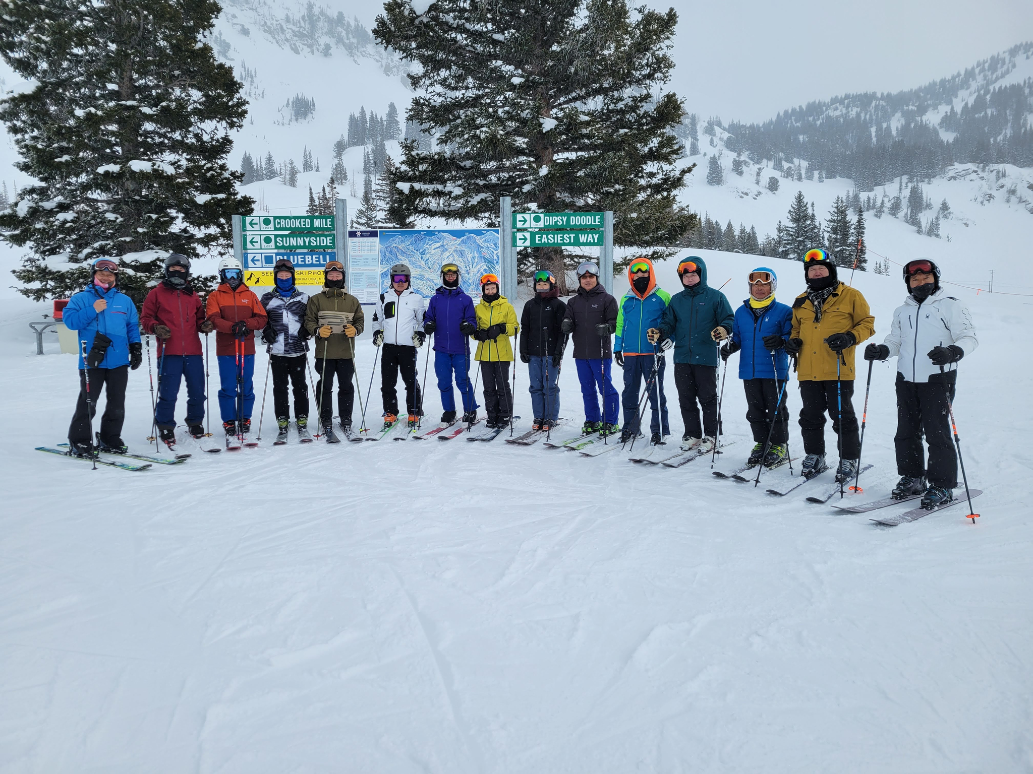 재미한인스키클럽은 지난 12일 상반기 스키 시즌 마지막 모임을 가졌다. [리처드 박 사무장 제공] 