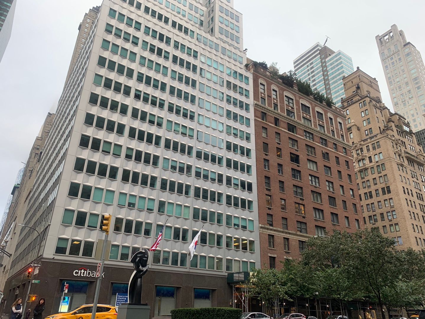 주뉴욕총영사관이 자리잡고 있는 한국무역협회 소유 맨해튼 파크애비뉴 460 건물 전경.