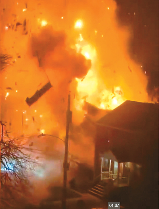 4일 버지니아주 알링턴 카운티 주택이 엄청난 굉음을 내며 폭발한 가운데, 용의자 한인 제임스 유(56)가 현장에서 사망했다고 경찰은 밝혔다. [X(구 트위터) 캡처]