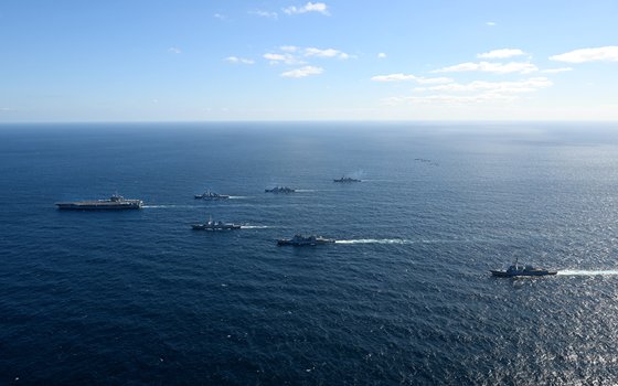 한미 해군과 일본 해상자위대가 15일부터 17일까지 제주 남방 공해상에서 한미일 해상훈련을 실시하고 있다. 합참 제공