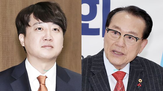 이준석(왼쪽) 개혁신당 대표와 김호일 대한노인회 회장. 뉴스1·뉴시스