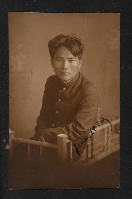 1939년에 찍은 아동문학가이자 동요시인인 윤복진의 사진. [사진 대구시]