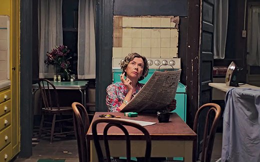 영화 '우리의 20세기(20th century women, 2017)'는 미드 센트리 모던 인테리어의 진수를 보여준다. 사진 영화 스틸컷