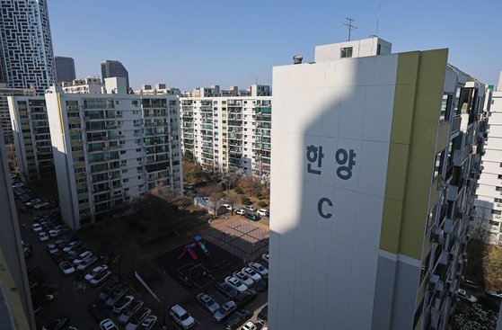 재건축 단지인 서울 영등포구 여의도 한양아파트. [연합뉴스]