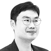 한지원 작가·전 새로운선택 정책위 의장