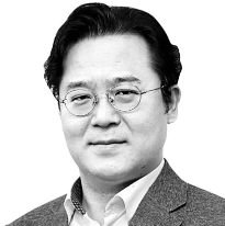 최준호 과학전문기자, 논설위원