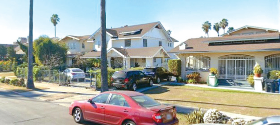 LA한인타운 주택 매매가 4개월 연속 증가세를 이어갔다. LA한인타운 주택가. [중앙포토]