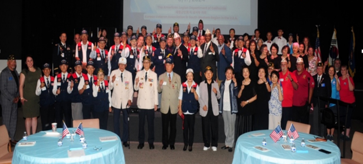 심포지엄에 참가한 대한민국 재향군인회 미 남서부지회, 미 재향군인회 가주 지최 관계자들이 한자리에 모였다. [남서부지회 제공]