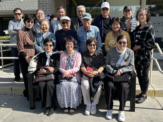 지난달 30일 라미라다의 샤부야 식당에서 오프라인 모임을 가진 글샘터 회원들. [글샘터 제공] 