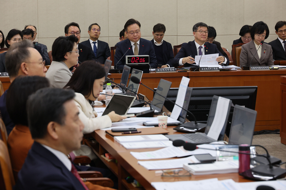 23일 오전 서울 여의도 국회에서 보건복지위원회 전체회의가 열리고 있다. 연합뉴스