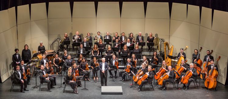 파웨이 심포니 오케스트라단이 베토벤 탄생 250주년 기념공연을 갖는다. 24일 파웨이 퍼포밍아트센터에서 열리는 이 공연에서는 9번 합창교향곡이 솔로리스트와 합창단과 함께 선 보인다. 사진은 파웨이 심포니 오케스트라단의 모습. 