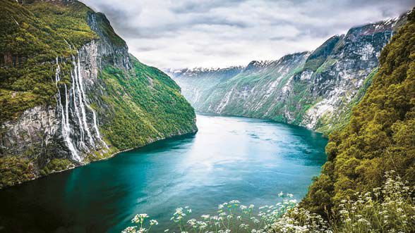 노르웨이에서 가장 아름다운 피요르드인 게이랑에르 전경, 2005년 세계 문화유산으로 등록됐다. [US아주투어 제공]