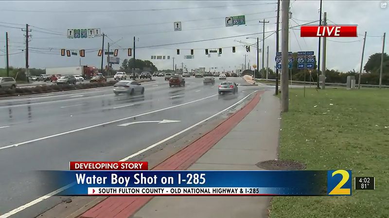 지난 8일 오후 물을 팔던 10대 소년이 총에 맞은 I-285 출구 모습. [사진= 채널2 액션 뉴스]  