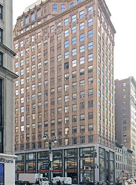 맨해튼 매디슨애비뉴의 한 오피스 빌딩.