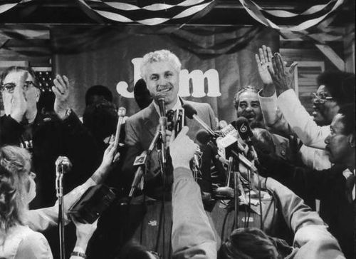 짐 무디 전 미국 연방하원의원, 1982년 선거 승리 후 [밀워키 저널 센티널]