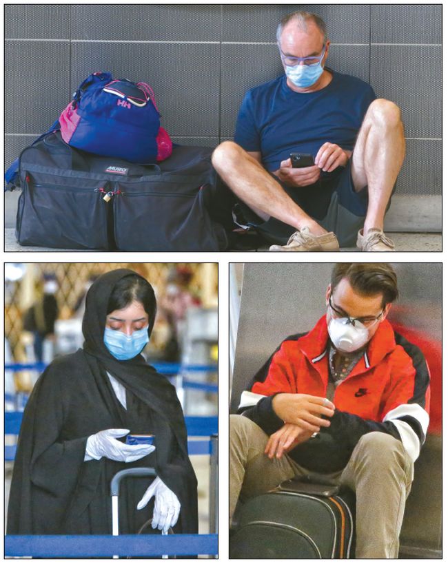 출국하기 위해 공항에 도착한 승객들은 항공사 데스크가 열리기만을 하염없이 기다린다. 출국장, 입국장 마스크 착용은 이제 일상이다.