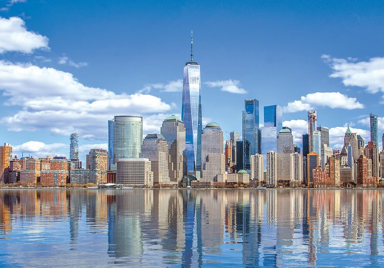 미국 최대 도시 맨하탄의 전경. 2001년 9·11 테러로 무너진 월드트레이드센터 쌍둥이빌딩 자리에 뉴욕 최고층 빌딩 ‘원 월드트레이드센터(프리덤타워)’가 세워졌다. 