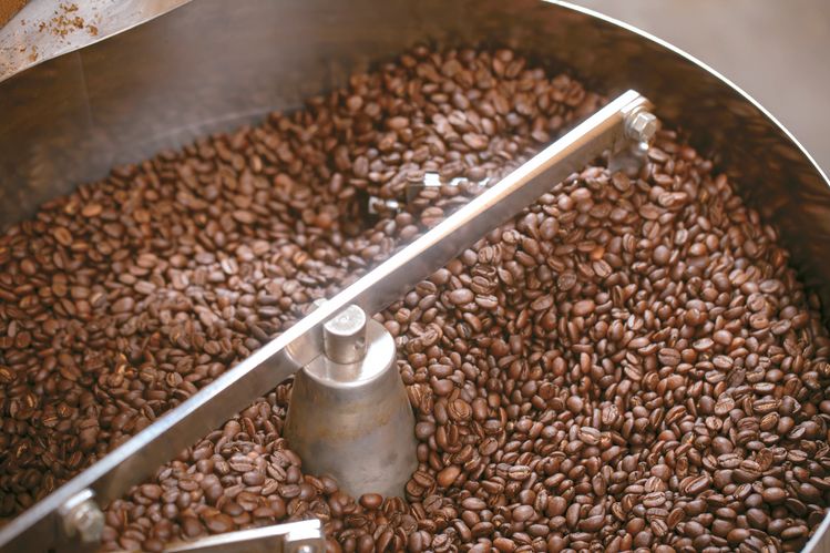 커피 맛을 좌우하는데는 로스팅이 중요한 역할을 한다.  