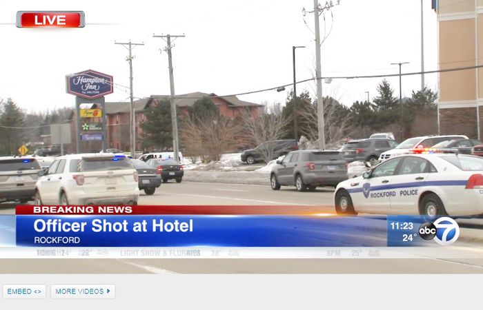 록포드 한 호텔에서 발생한 총격사건으로 경찰 1명이 부상했다. 용의자는 무장 상태로, 차를 타고 도주 중이다. [시카고 abc 화면 캡처]