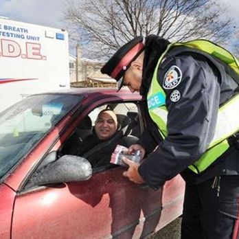 토론토 경찰이 연례 음주운전 단속을 벌이고 있다.